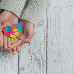 Neurodiversidade e Imigração: Navegando o Sistema de Vistos para Indivíduos com Autismo e TDAH
